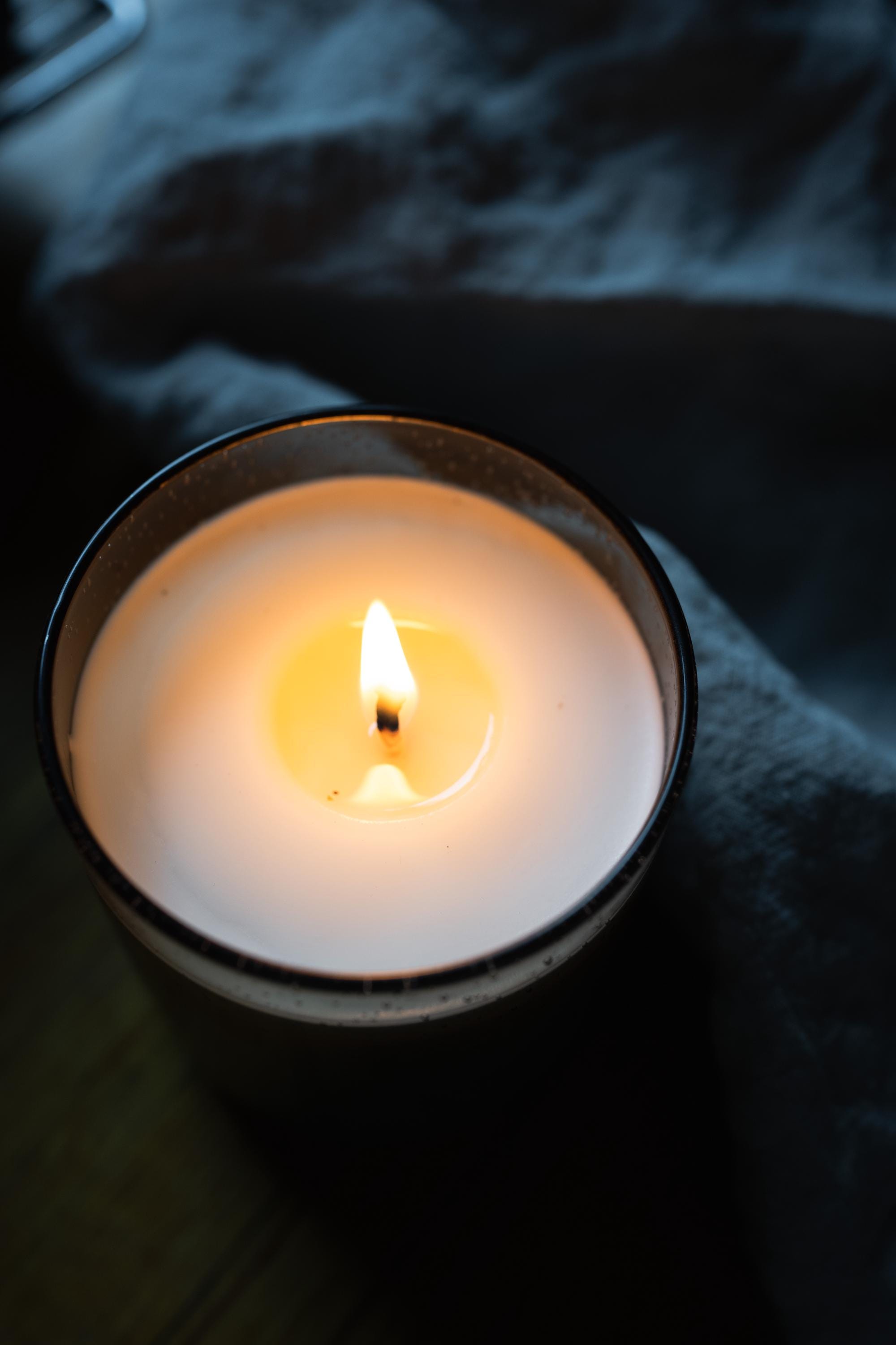 Olive Green Bubble Glass Candle, 9 oz Soy Candle with Gold Lid