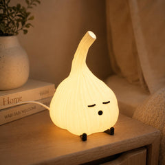 Cute Garlic Night Light, 3D Printed Bedside Lamp, Warm Ambient Light, Kawaii Bedroom Decor, Foodie Gift, Cozy Desk Lamp