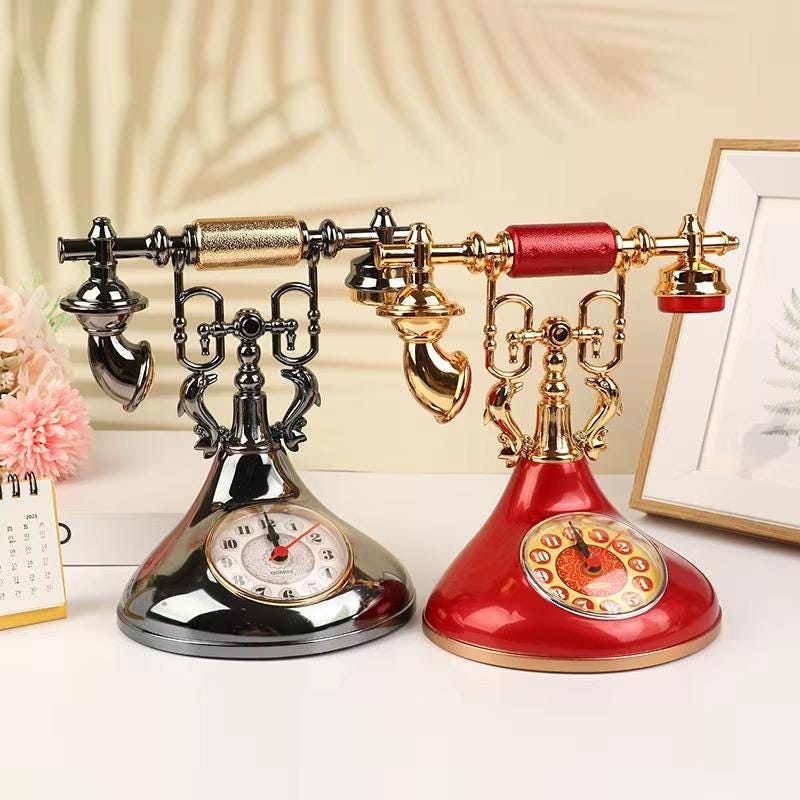 Retro Telephone Alarm Clock, Vintage Style Decorative Desk Clock, Tabletop Timepiece for Bedroom Office Nightstand Shelf Home Decor