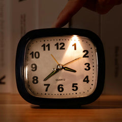 Silent Non Ticking Analog Alarm Clock with Snooze and Night Light, Battery Powered